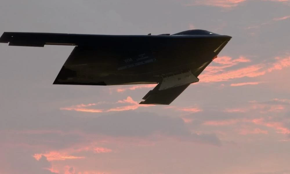 Κίνα: Νέο stealth βομβαρδιστικό θα παρουσιαστεί τον Νοέμβριο